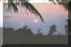 fullmoon3.jpg (78486 bytes)